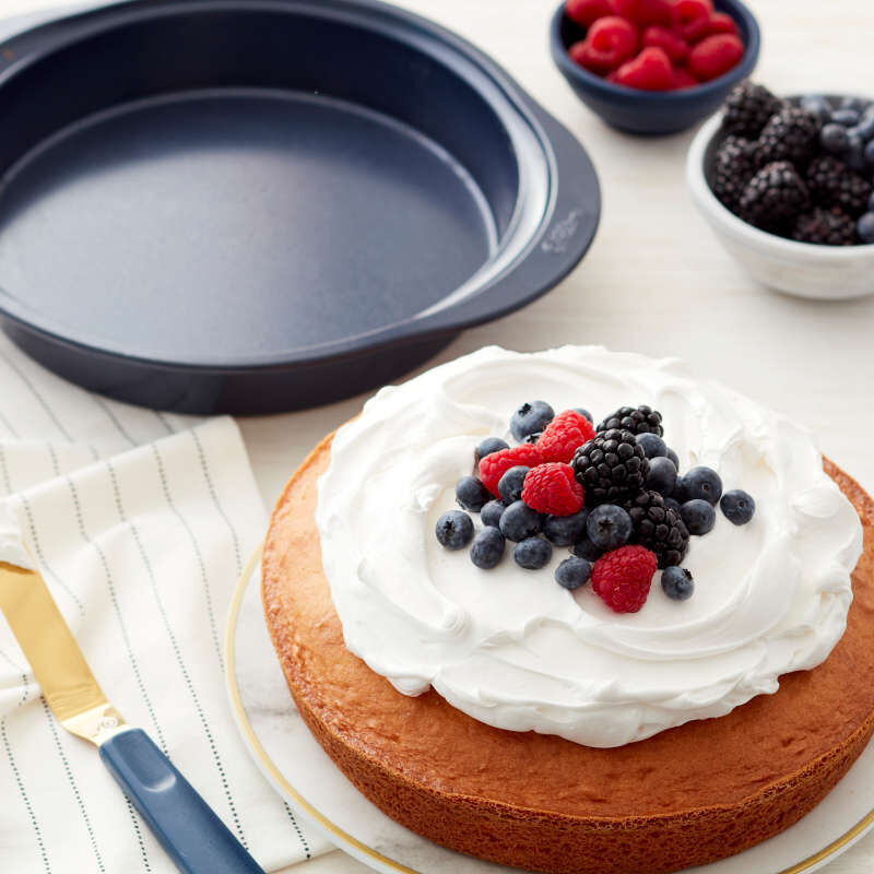 Diamond-Infused Non-Stick Navy Blue Round Baking Pan, 9-inch image number 3