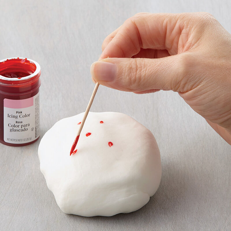 How to Color Fondant