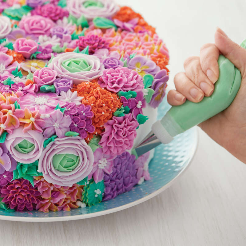 Master Cake Decorating Piping Tips Set, 55-Piece Cake and Cupcake Decorating Set image number 4