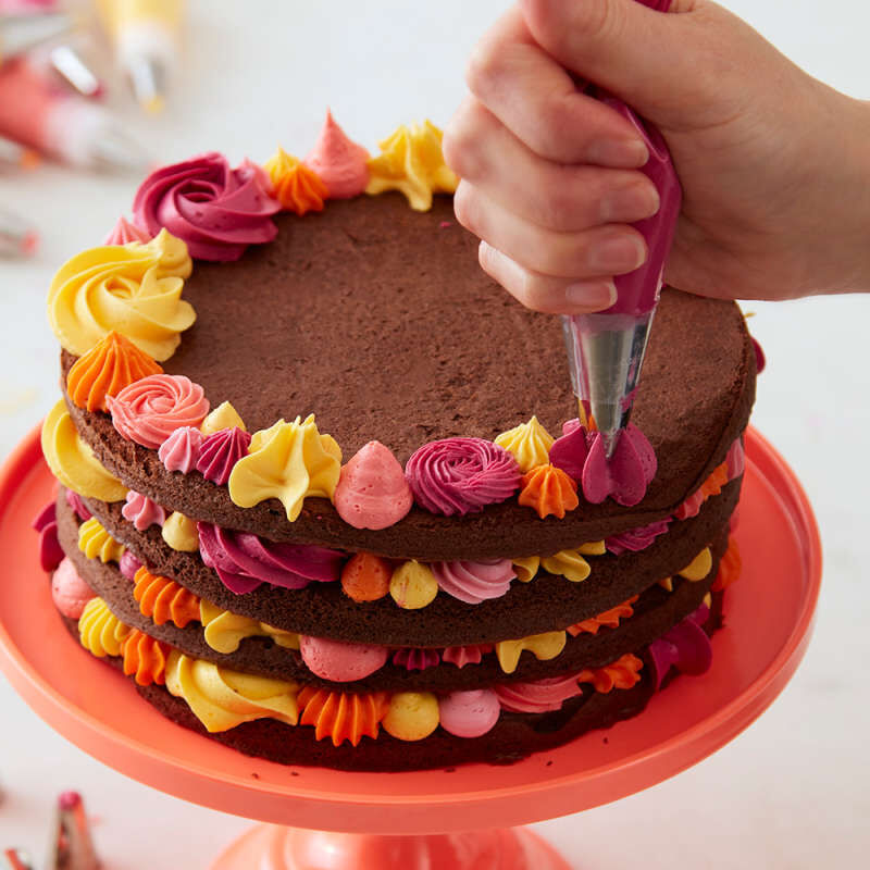 Master Cake Decorating Piping Tips Set, 55-Piece Cake and Cupcake Decorating Set image number 5