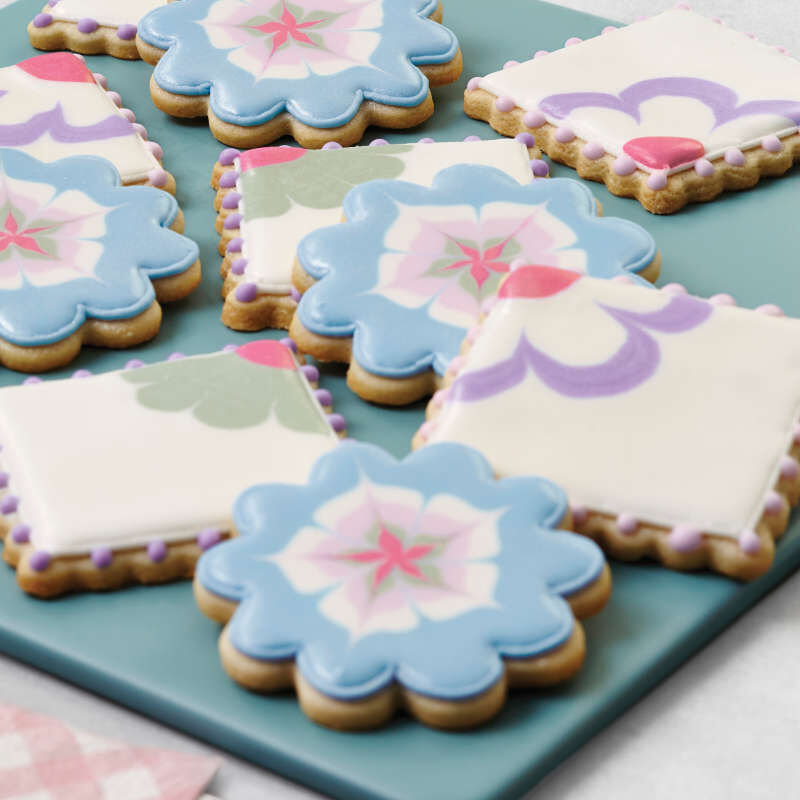 "I Taught Myself To Decorate Cookies" Cookie Decorating Book Set - How To Decorate Cookies image number 6