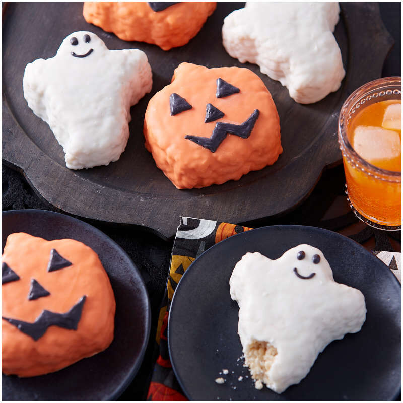 Halloween Ghost and Pumpkin Mini Cake Pan, 6-Cavity image number 5