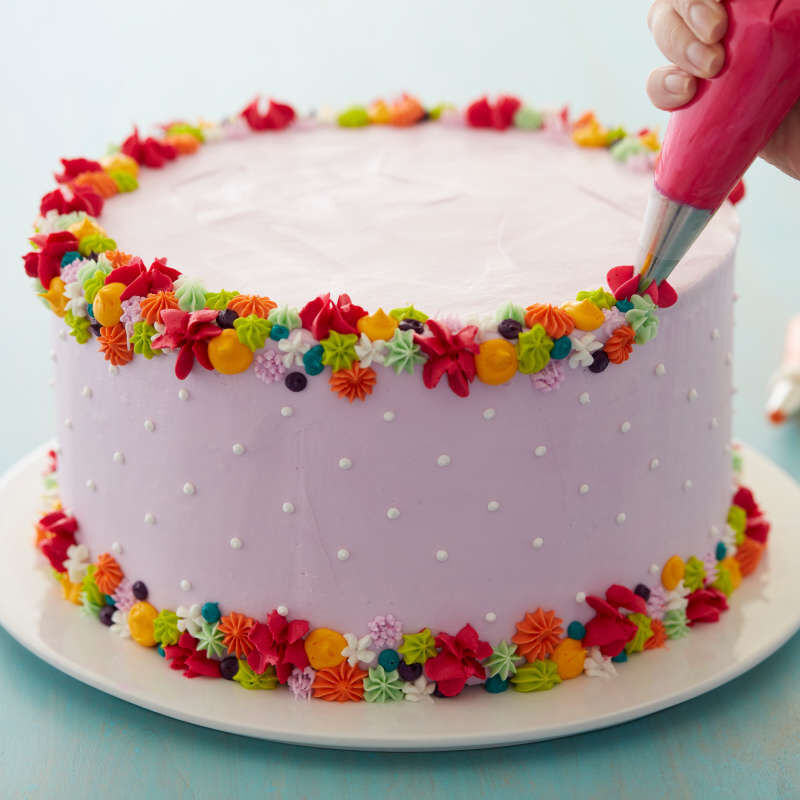 Decorator Preferred Cake Decorating Set, 48-Piece Cake Decorating Tips image number 4