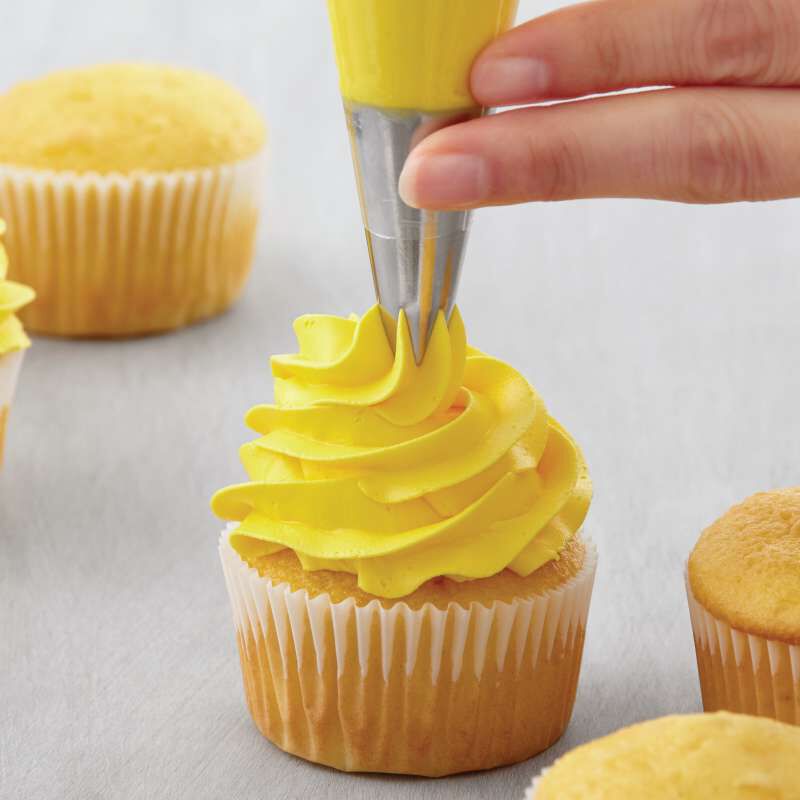 How to Decorate Cakes and Desserts Kit, 39-Piece image number 5