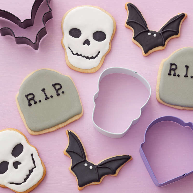 Bat, Tombstone and Skull Halloween Cookie Cutter Set, 3-Piece image number 3